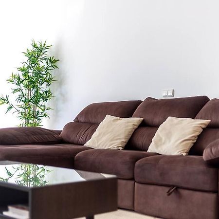 Bright Elegant 3Bdr Apartment In Puerto Banus 马尔韦利亚 外观 照片