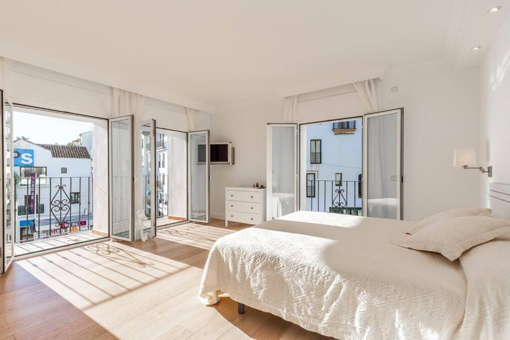 Bright Elegant 3Bdr Apartment In Puerto Banus 马尔韦利亚 外观 照片